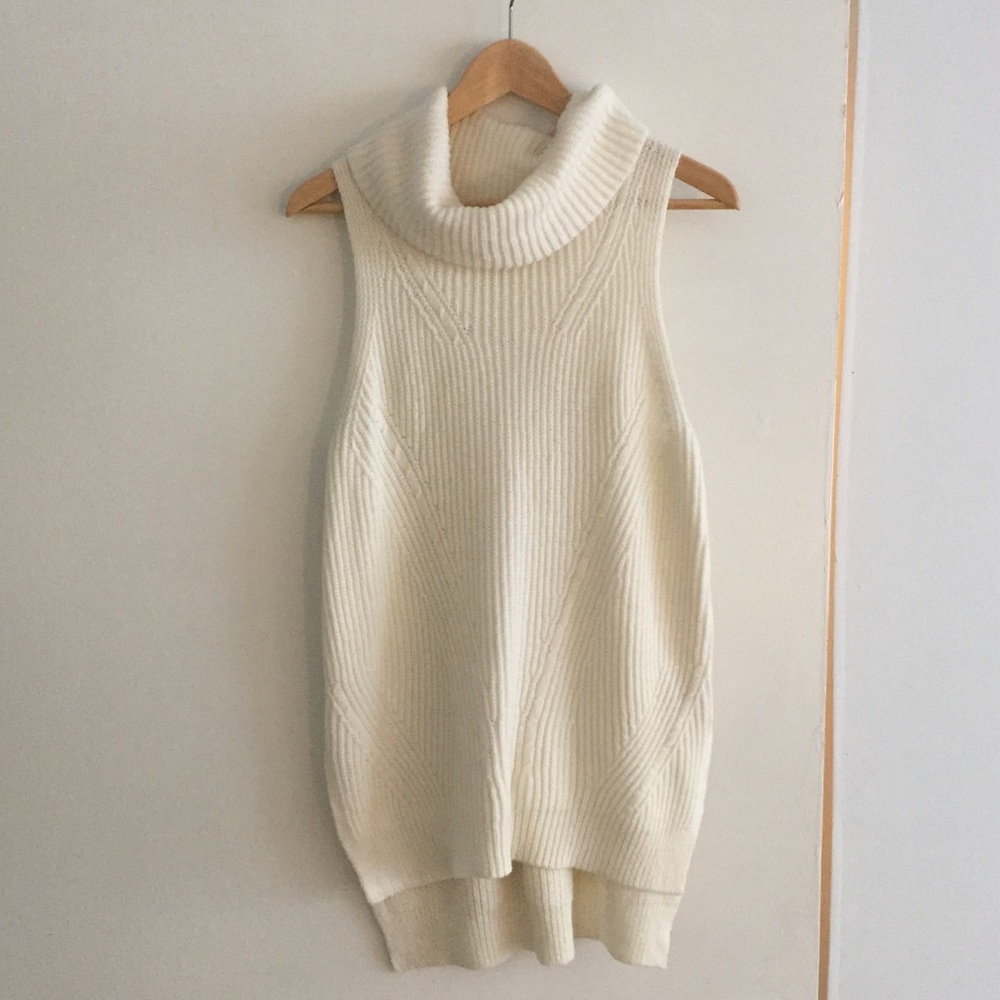 Anthropologie Ivory Sleeveless Sweater Size S